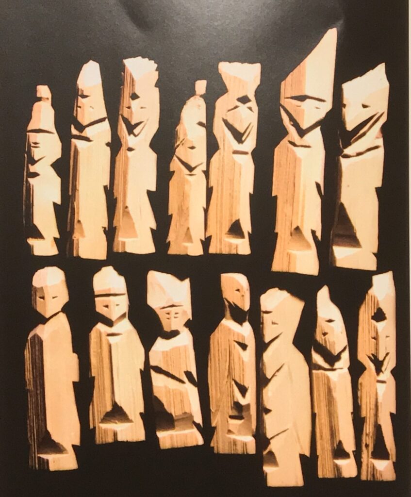 円空仏・民衆仏　木っ端仏（こっぱぶつ）５体　仏教美術　木彫り　仏像　古文書 中古円空仏・民衆仏 木っ端仏（こっぱぶつ）５体 仏教美術 木彫り